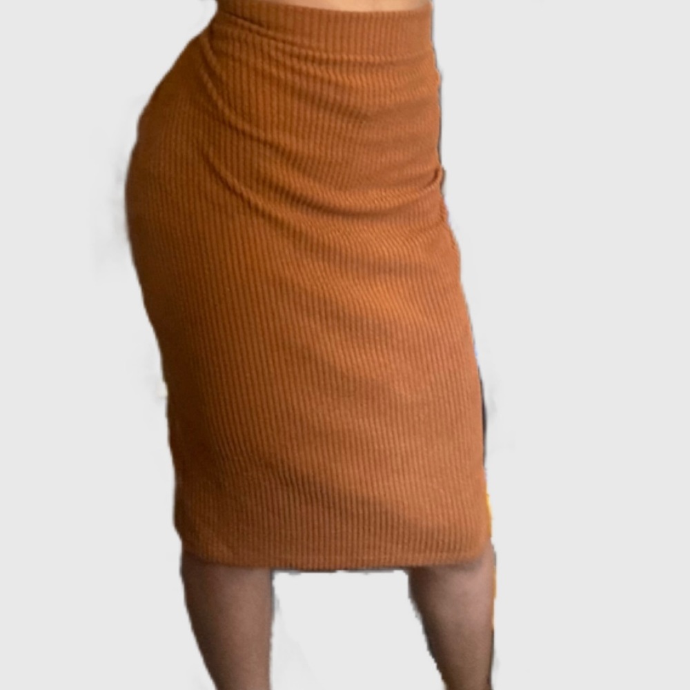 O-Ring Zippered Knit Skirt